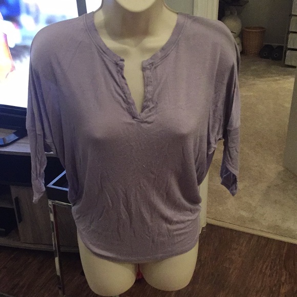 2 Top bundle! - Picture 2 of 2